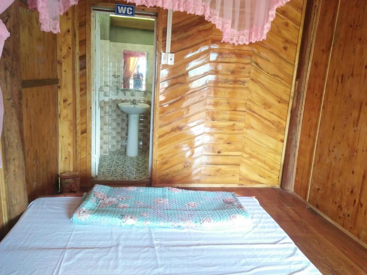 Tran Xuan Homestay Ba Be Exterior photo