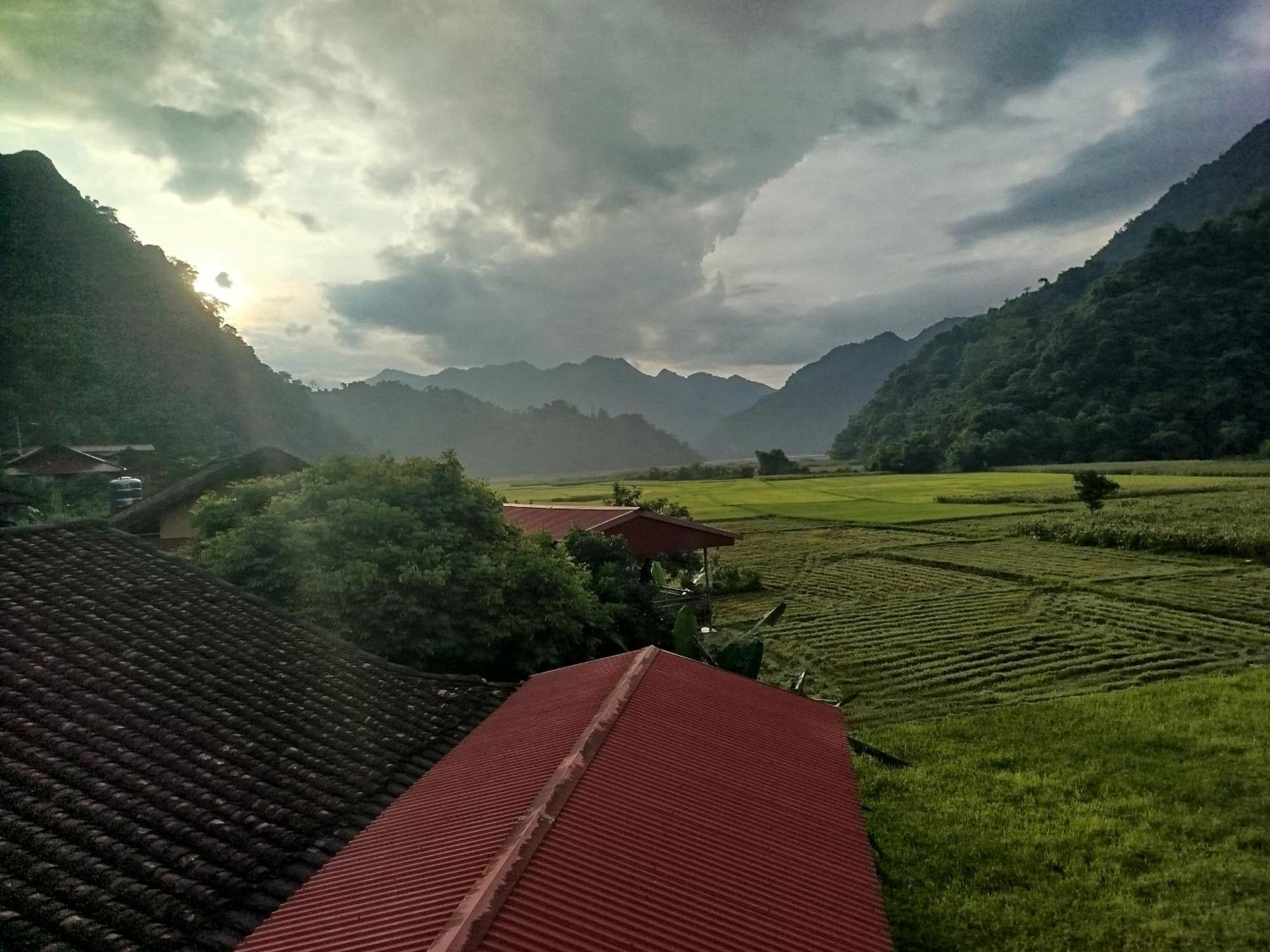 Tran Xuan Homestay Ba Be Exterior photo