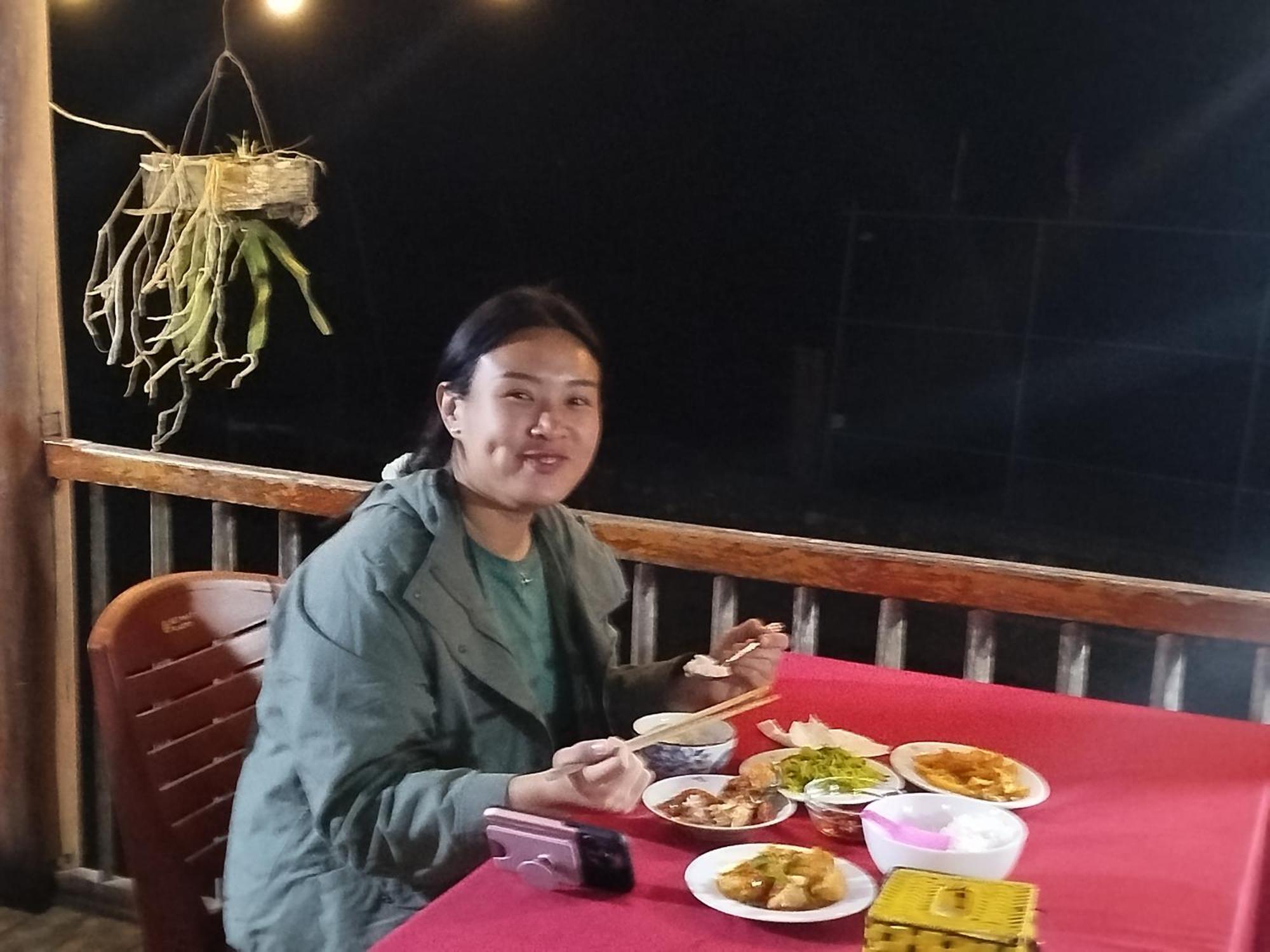 Tran Xuan Homestay Ba Be Exterior photo